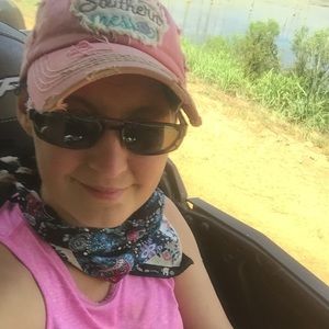 Meet your Posher, Kim